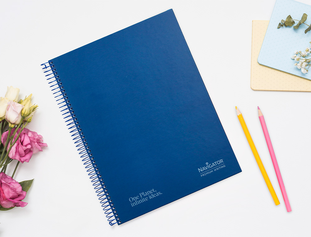CUADERNO ESPIRAL NAVIGATOR A4 TAPA DURA 80H 80GR HORIZONTAL CON MARGEN AZUL MARINO